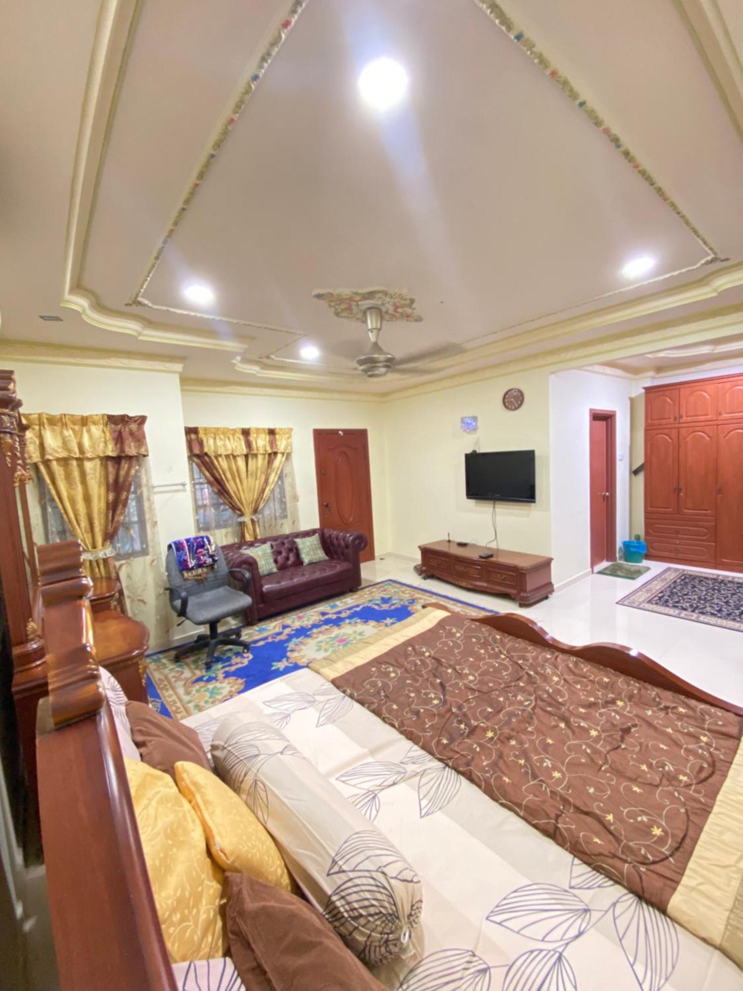 Nenda Homestay Kampong Baharu Cheras Batu Sa-Belas Exterior foto